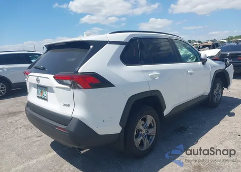 2024 Toyota Rav4 Xle из США, поврежденный, VIN 2T3W1RFV7RC277494